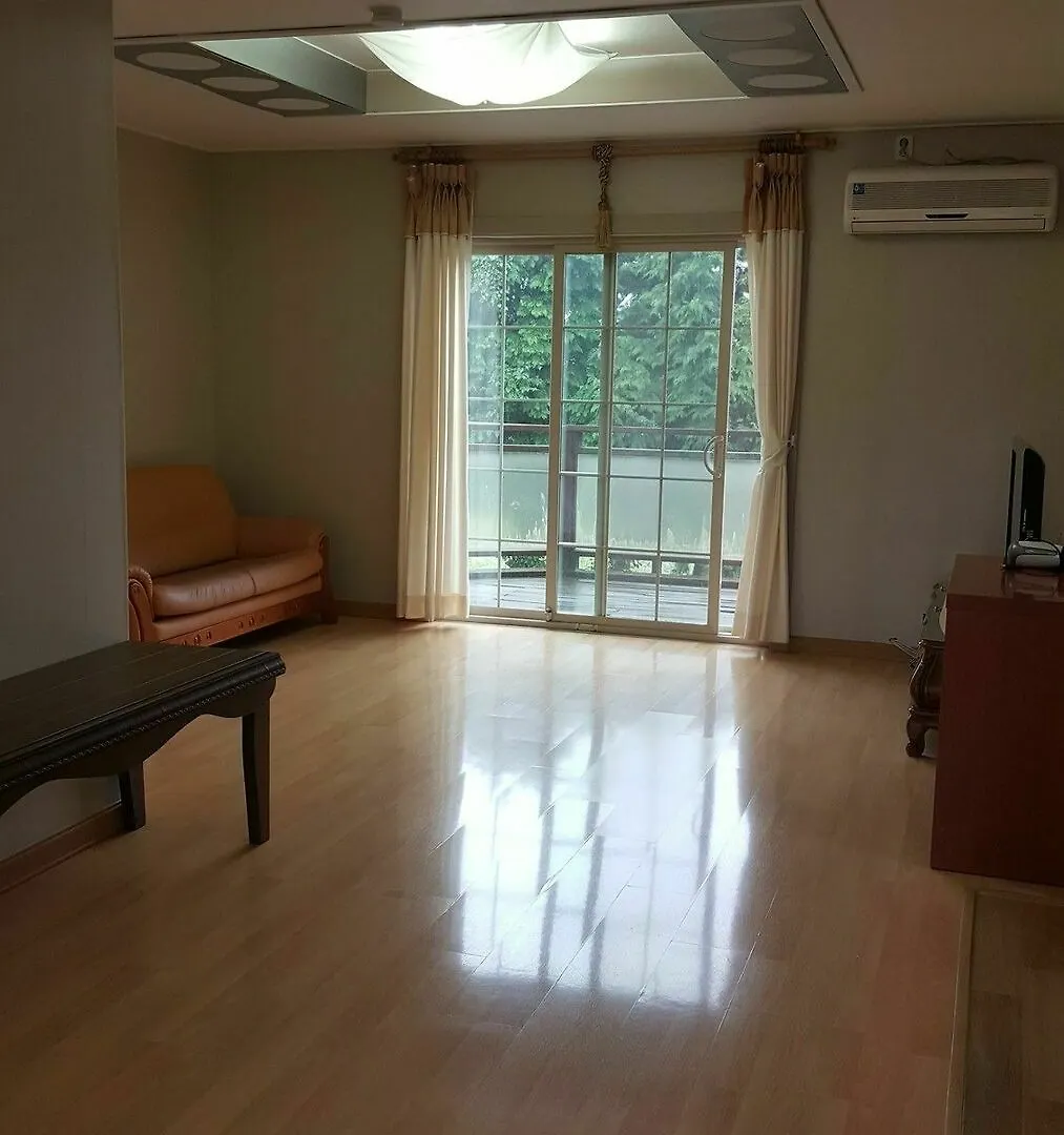 Samtoh Leisure Pension Csedzsu