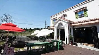 Отель Samtoh Leisure Pension Чеджудо